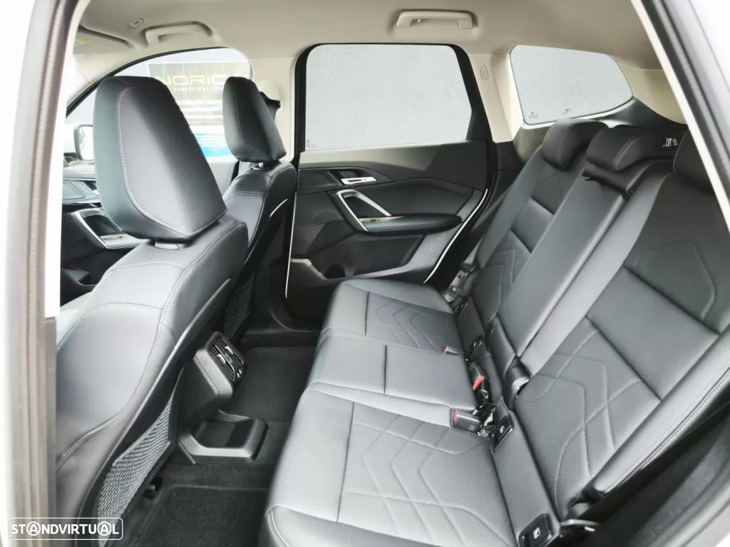 BMW iX1 eDrive20 - 29