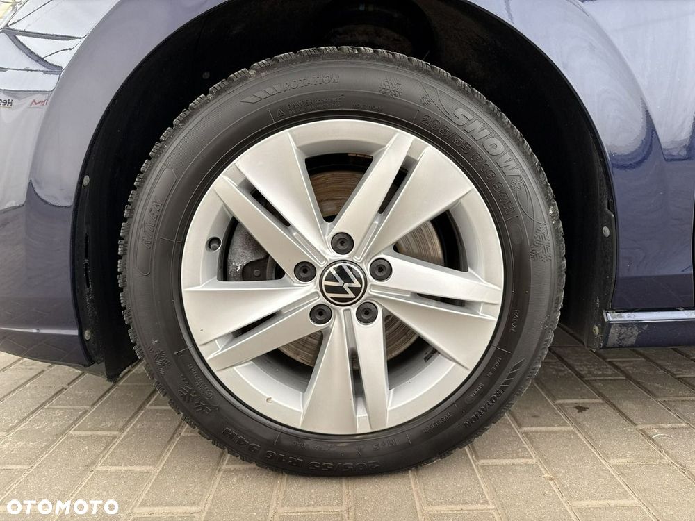 Volkswagen Golf - 20