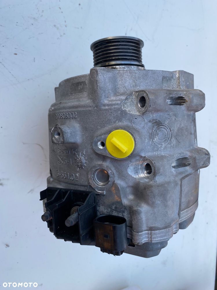 ALTERNATOR ROZRUSZNIK AUDI  4N1903028B - 4