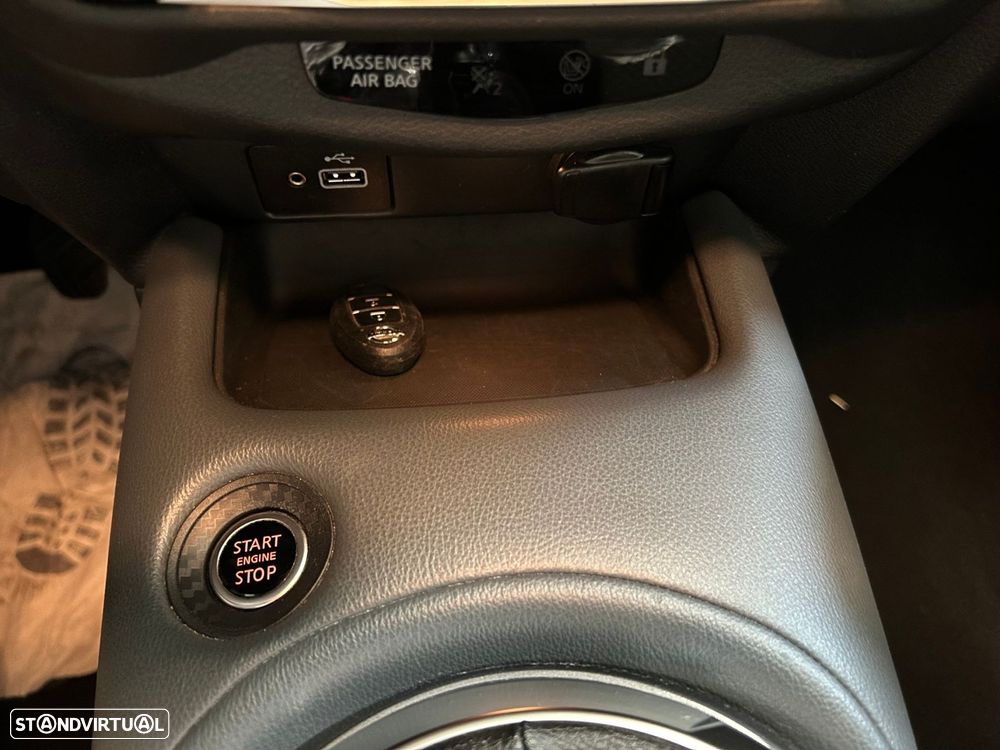 Nissan Juke 1.0 DIG-T N-Connecta - 33