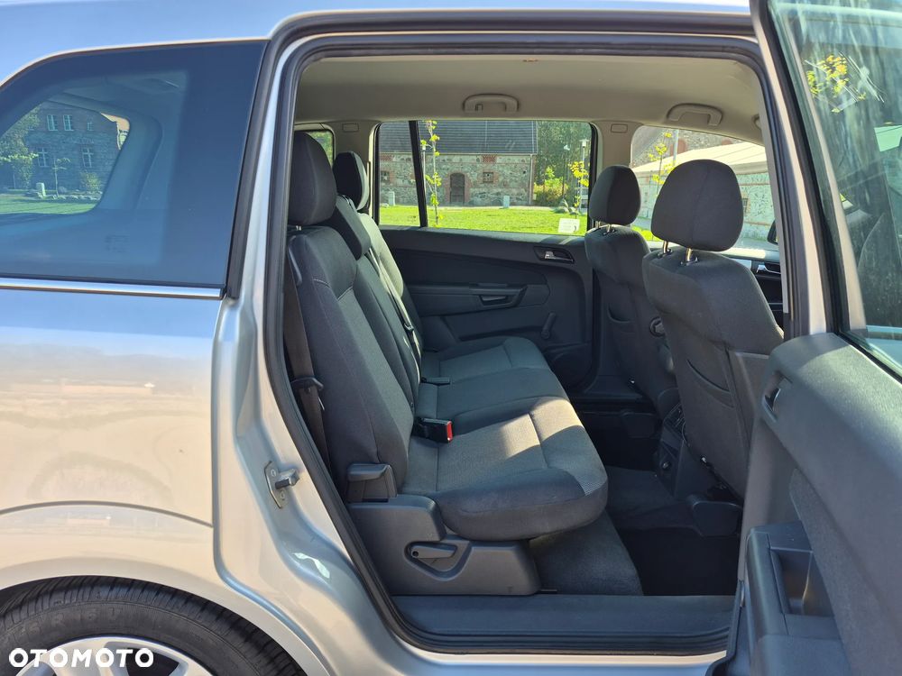 Opel Zafira 1.8 Active - 25
