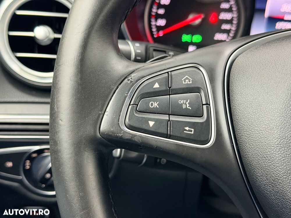 Mercedes-Benz GLC 220 d 4Matic 9G-TRONIC Exclusive - 32