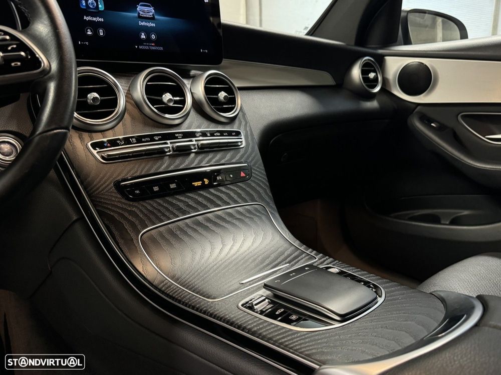 Mercedes-Benz GLC 300 de Coupé 4Matic - 23