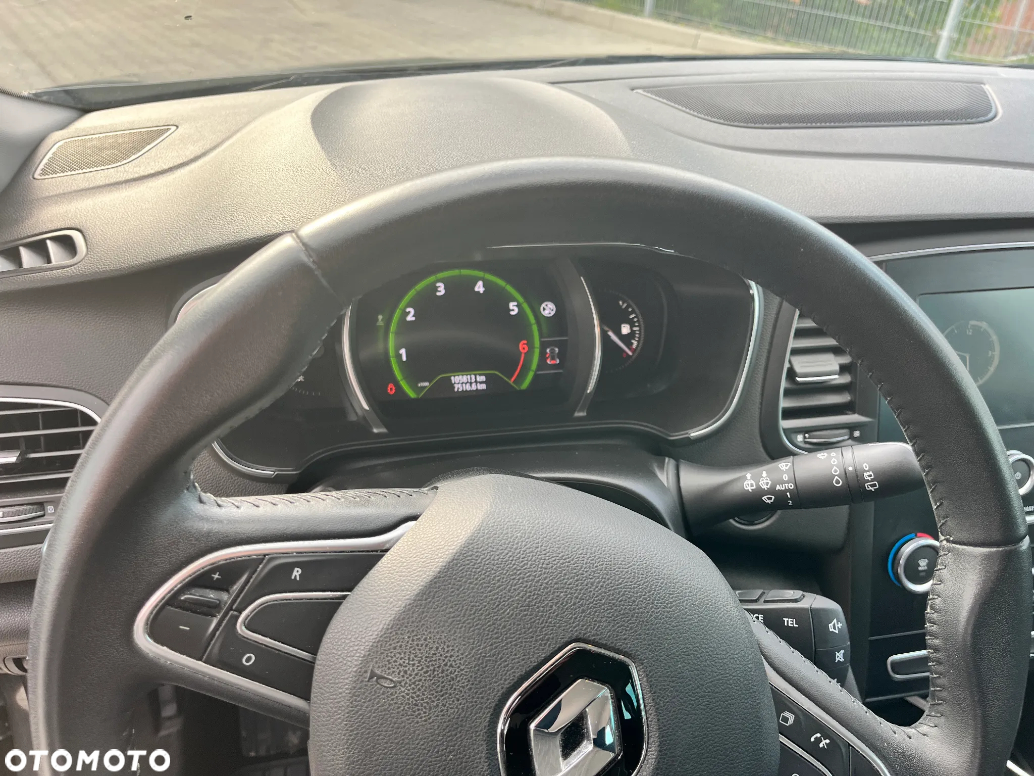 Renault Megane 1.3 TCe FAP Limited - 10