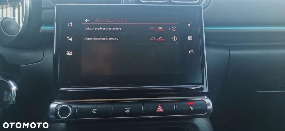Citroën C3 1.2 PureTech Shine - 22