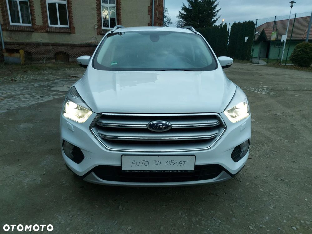 Ford Kuga 1.5 EcoBoost 2x4 Trend - 2