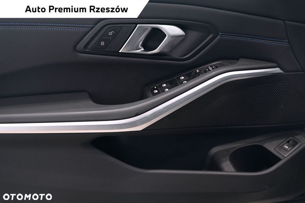 BMW Seria 3 - 11
