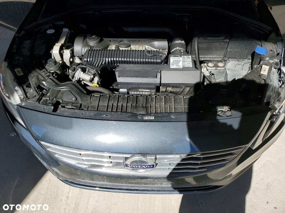 Volvo S60 2.5 T5 AWD - 11