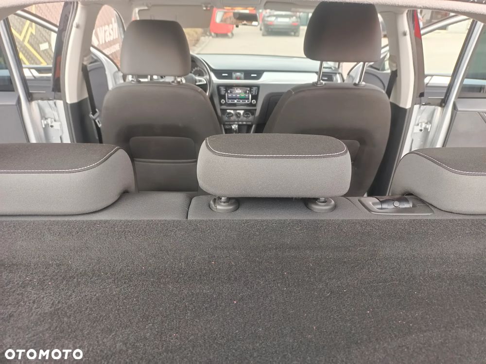 Skoda RAPID 1.6 TDI DPF Ambition - 9