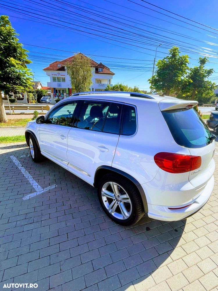 Volkswagen Tiguan 2.0 TDI 4Motion DSG Sport & Style - 22