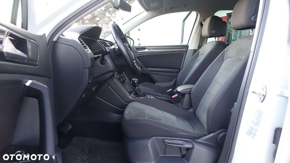 Volkswagen Tiguan - 22
