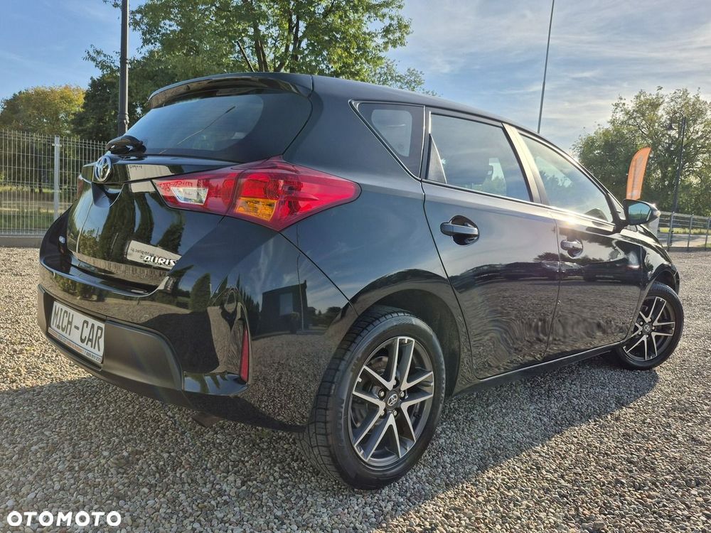 Toyota Auris - 3