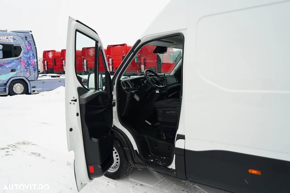 Iveco DAILY 35-140 / TIN / PANEL / HI-MATIC - 22