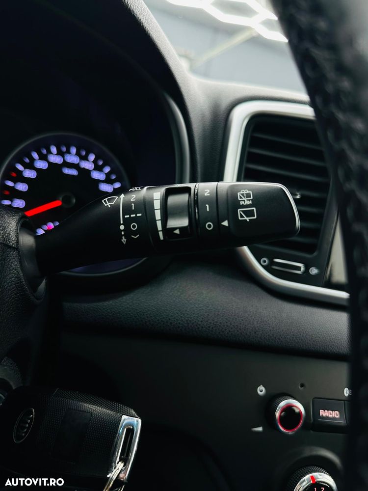 Kia Sportage 1.6 GDI 2WD Attract - 29