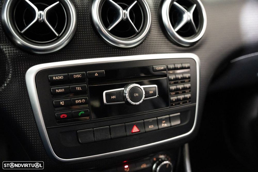 Mercedes-Benz A 180 CDI BlueEFFICIENCY - 12