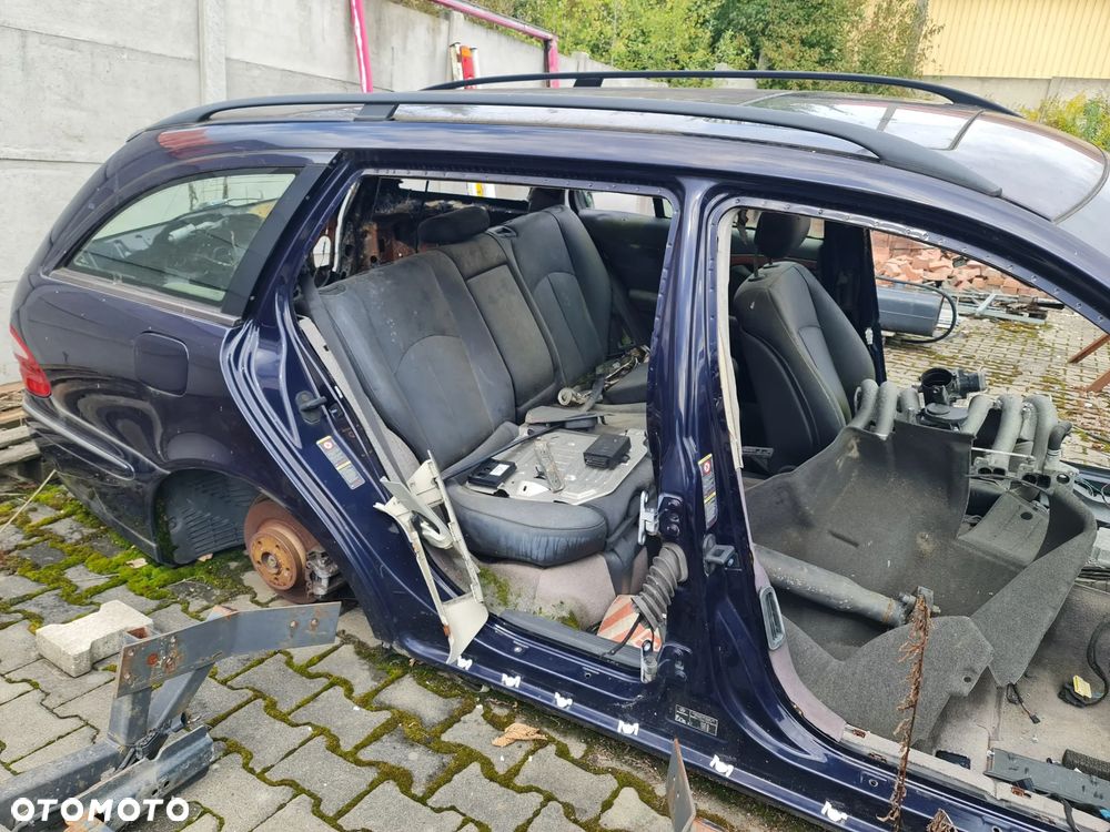 Mercedes-Benz Klasa E 300 T CDI DPF BlueEFFICIENCY 7G-TRONIC - 8