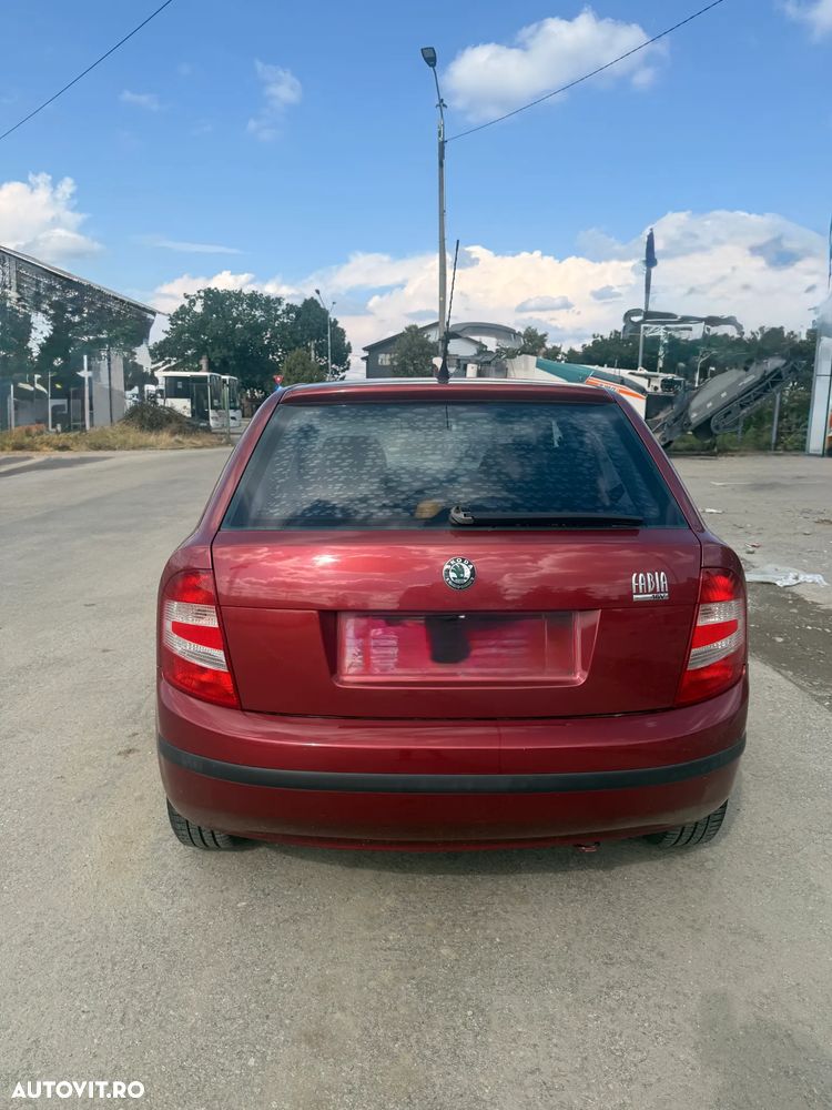 Skoda Fabia - 2