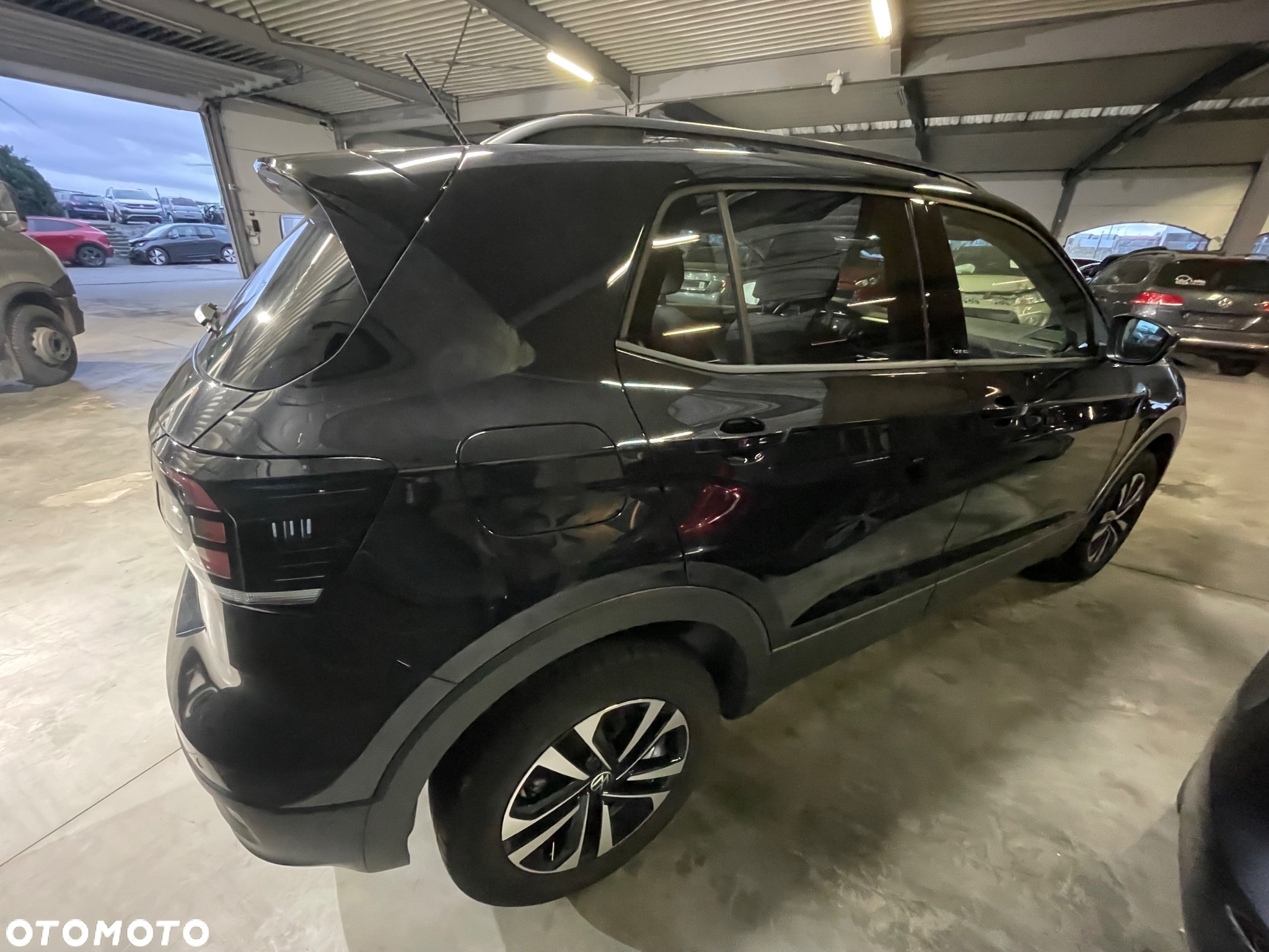 Volkswagen Taigo 1.5 TSI OPF DSG Goal - 4