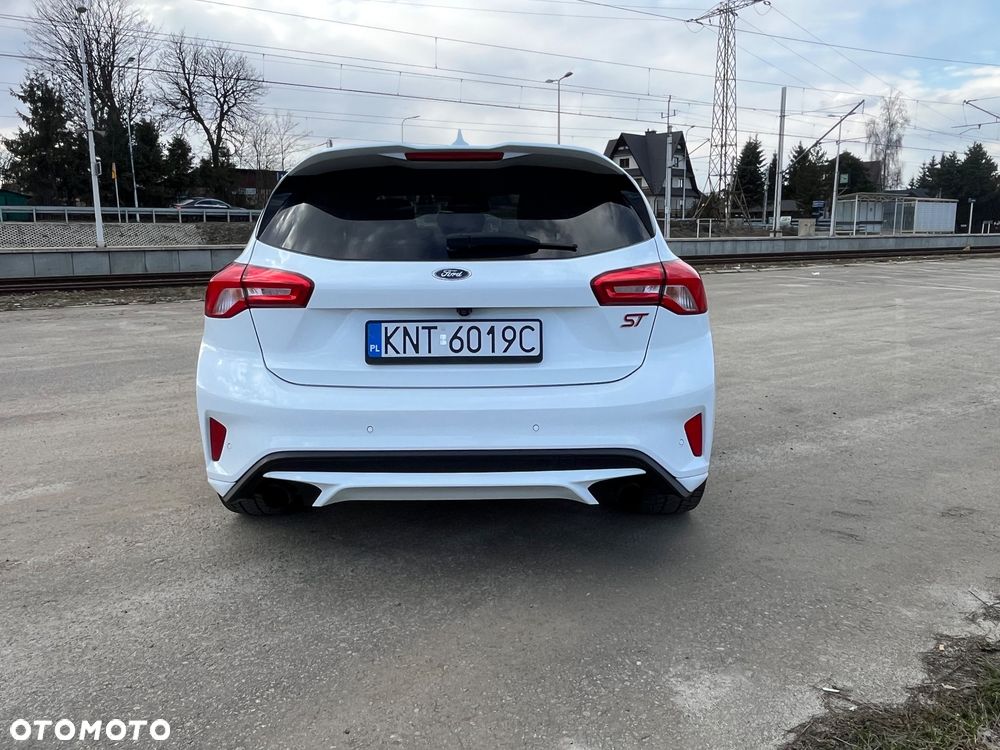 Ford Focus 2.3 EcoBoost S&S ST - 10