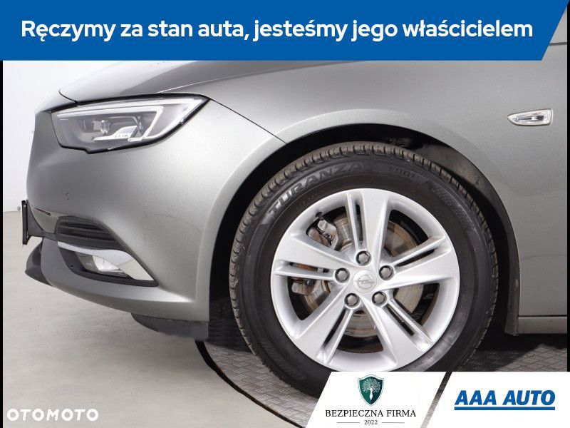 Opel Insignia - 16