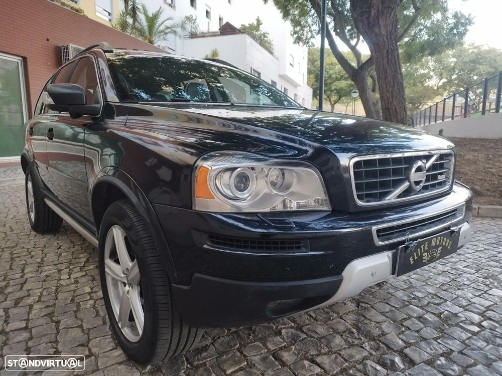 Volvo XC 90 2.4 D5 7L R-Design AWD 215g Geartronic - 2