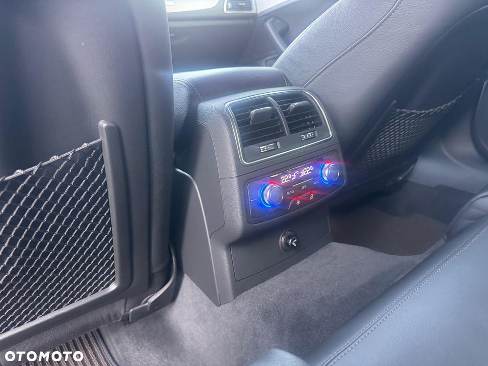 Audi A6 Allroad - 30