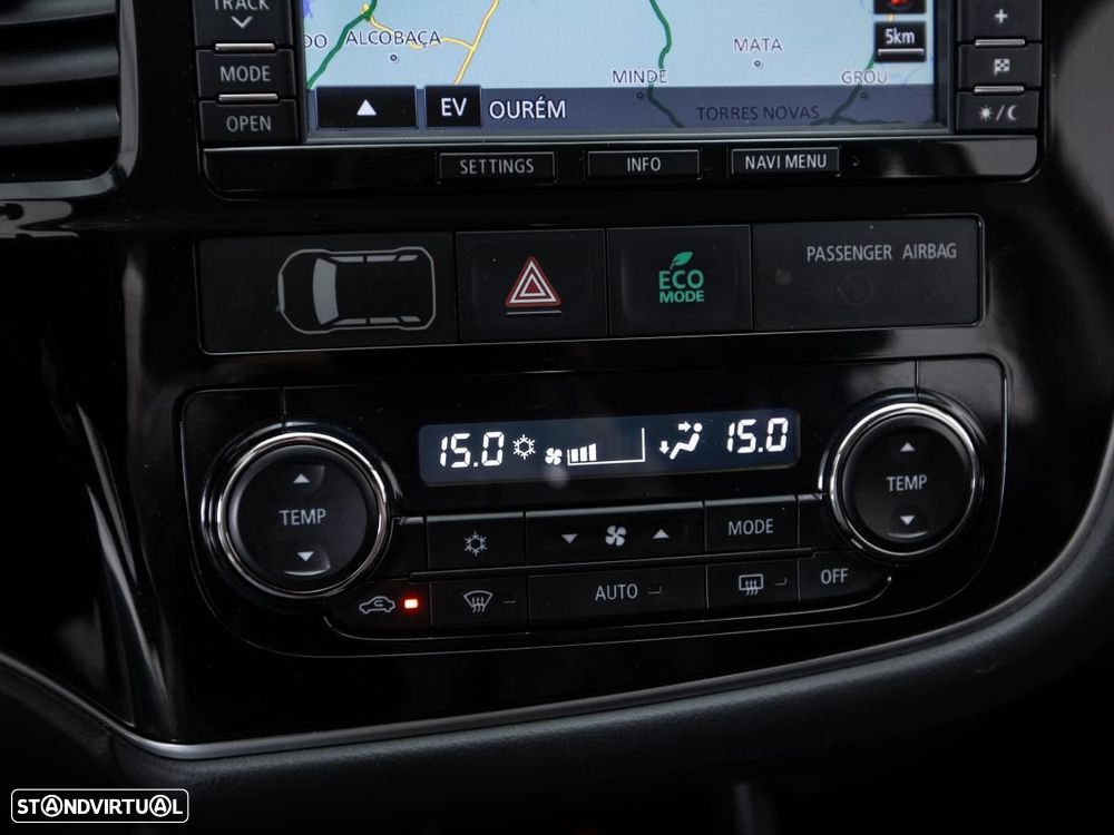 Mitsubishi Outlander - 20