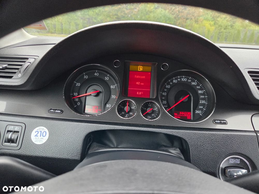 Volkswagen Passat 1.6 Exclusive - 8