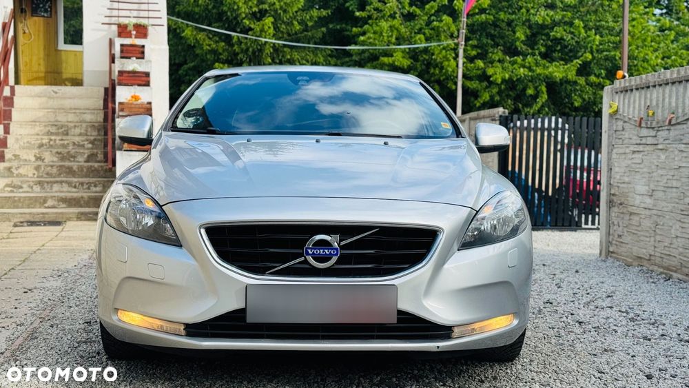 Volvo V40 D4 Inscription - 12