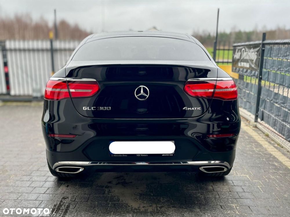 Mercedes-Benz GLC 300 4Matic 9G-TRONIC - 2