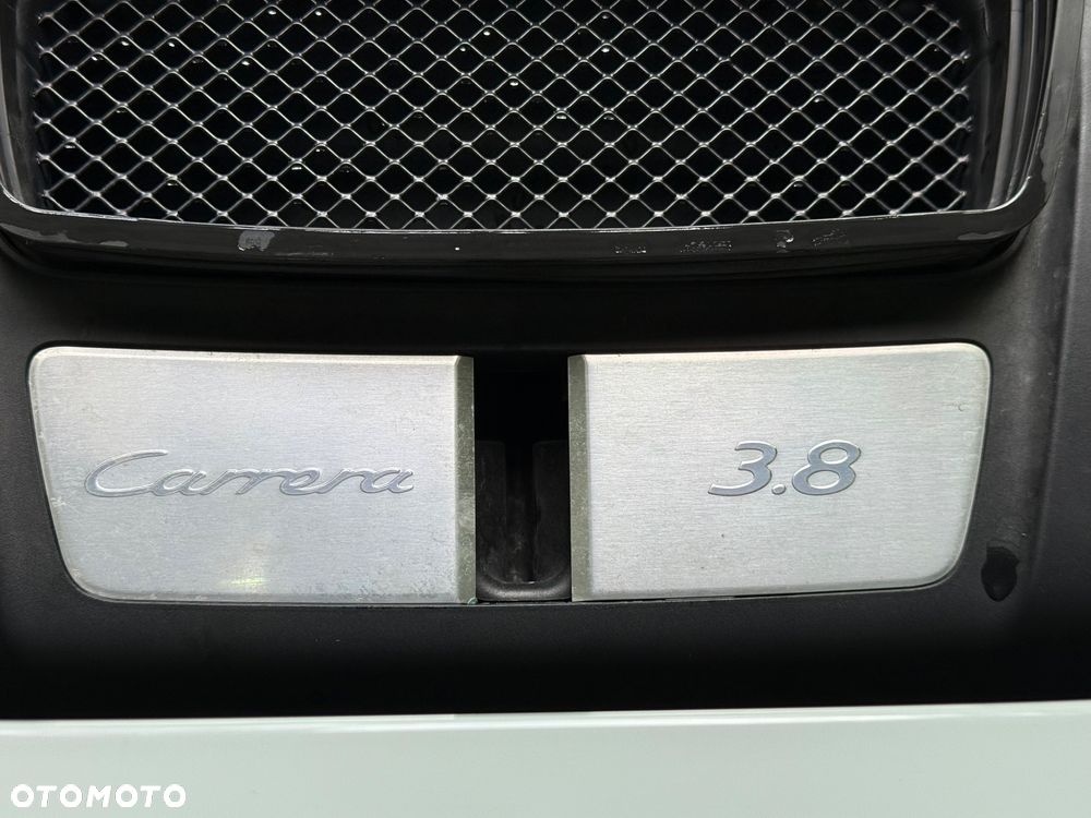 Porsche 911 Carrera S - 20