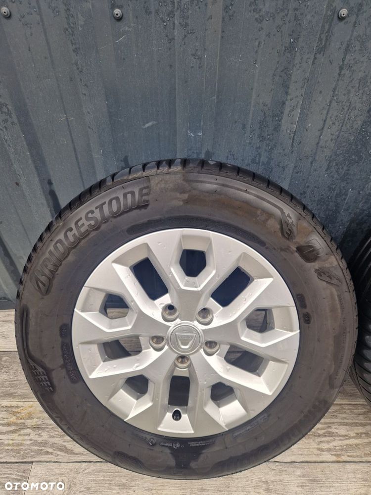 koła komplet dacia duster ii 215/65r16 - 5