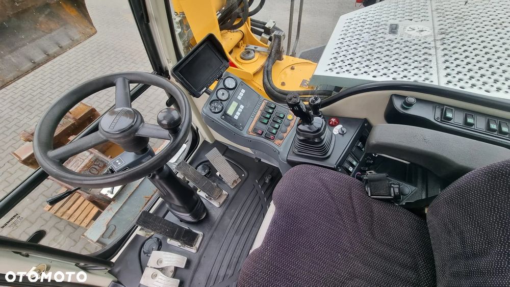 Liebherr A309/ 6200MTh/ Maszyna sprowadzona/ - 21