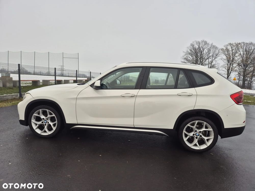 BMW X1 sDrive18d xLine - 4