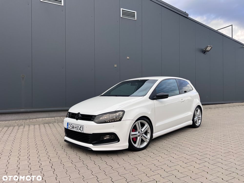 Volkswagen Polo 1.6 TDI Highline - 1