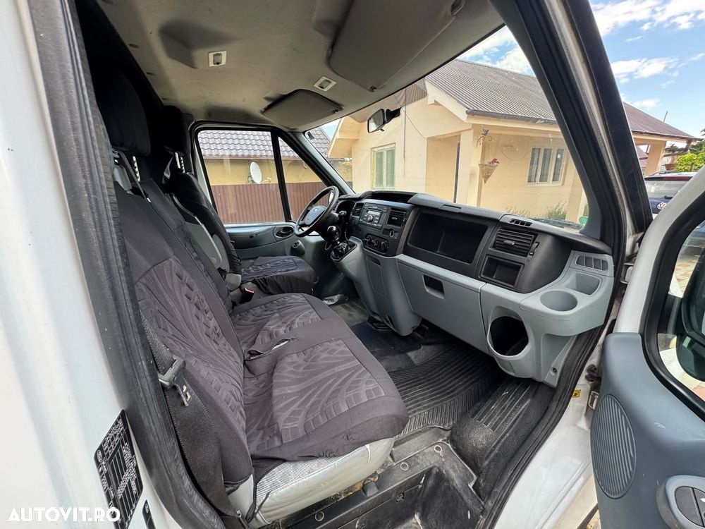 Ford Transit LWB Kombi Ambiente - 6