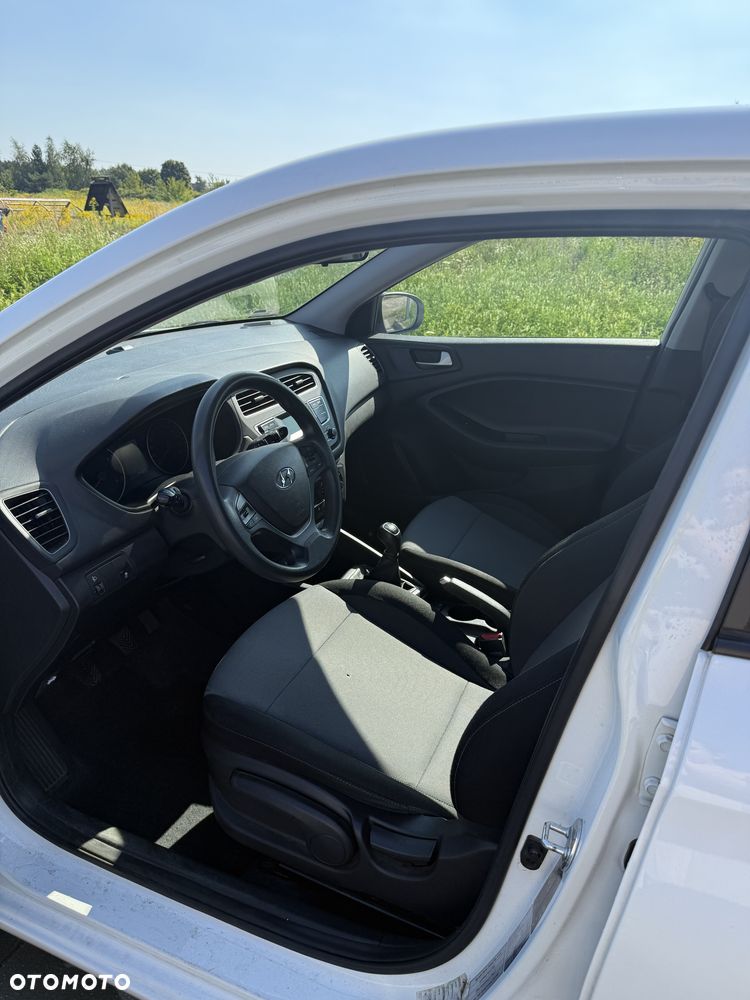 Hyundai i20 1.2 Classic - 8