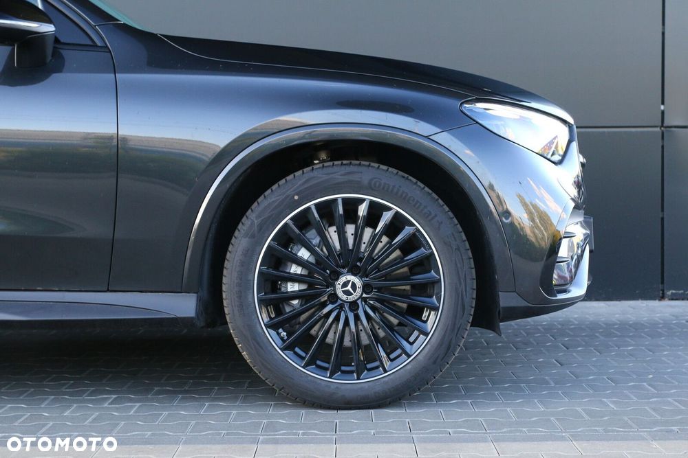 Mercedes-Benz GLC - 7