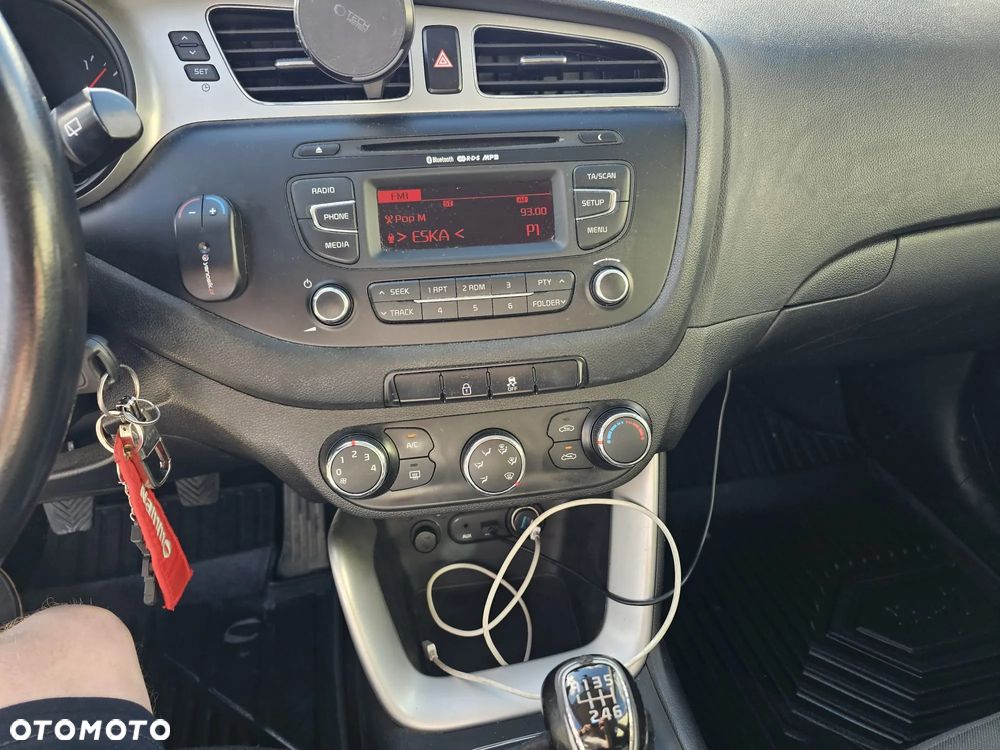 Kia Ceed 1.4 CVVT - 12