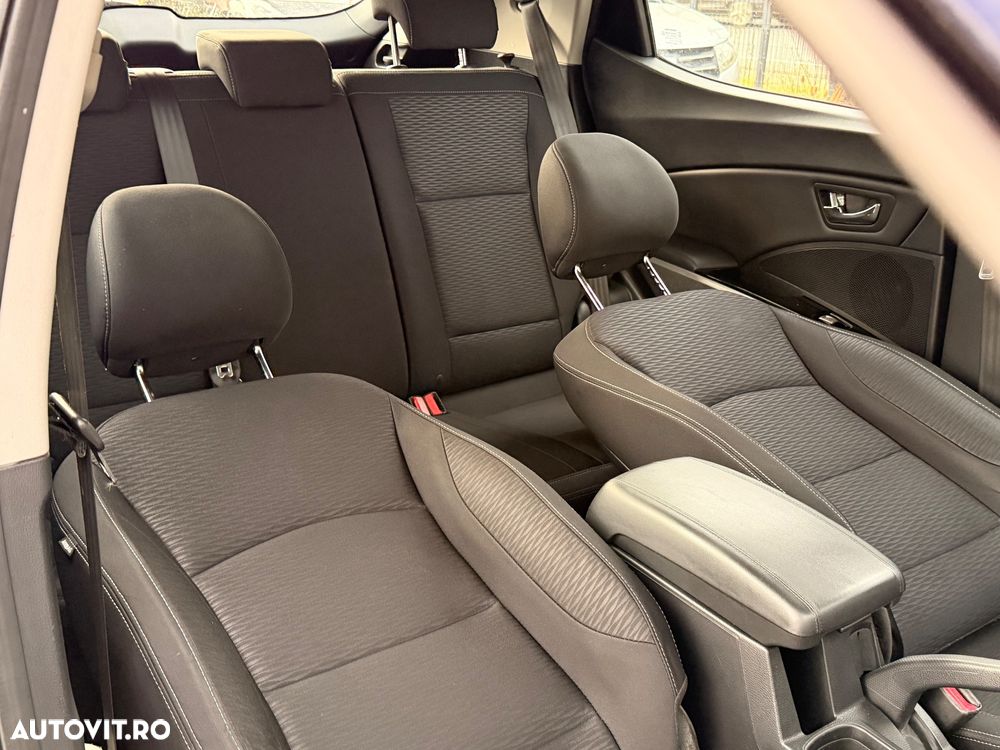 SsangYong Tivoli e-XDi 160 2WD Start/Stop Sapphire - 21