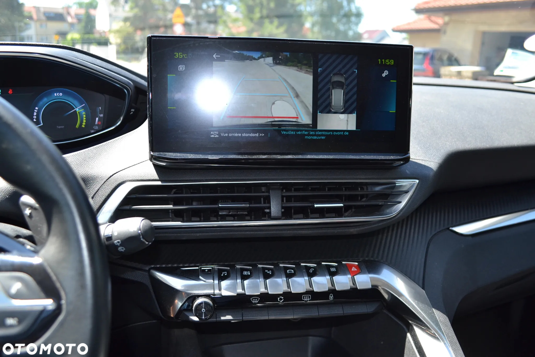 Peugeot 3008 1.6 PureTech Hybrid PHEV Allure S&S EAT8 - 9