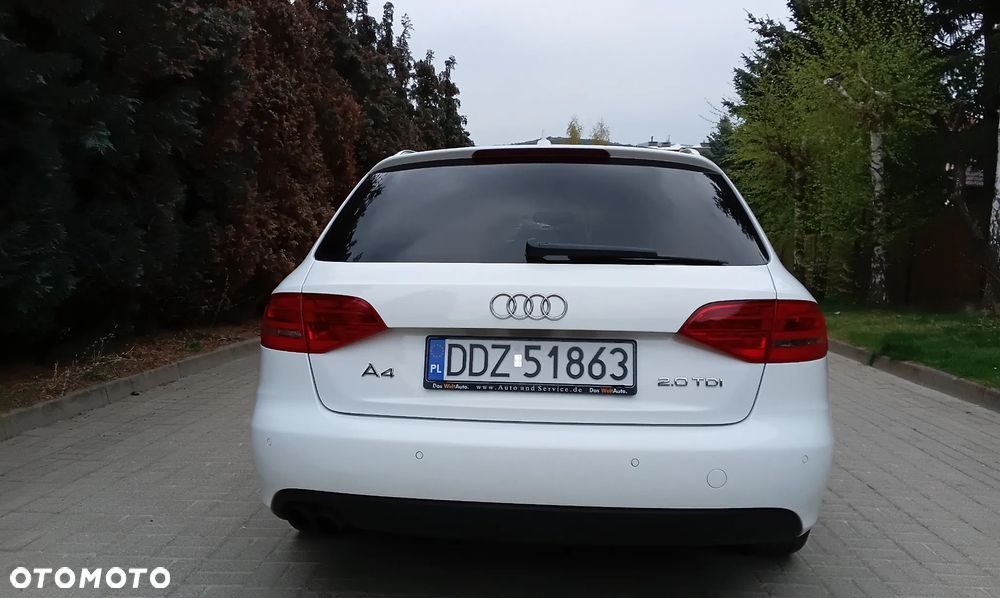 Audi A4 Avant - 8