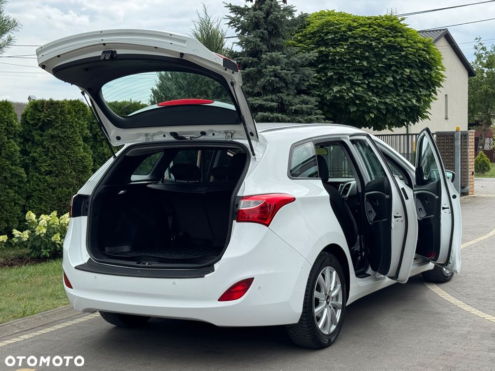 Hyundai i30 1.6 CRDI DCT Premium - 13