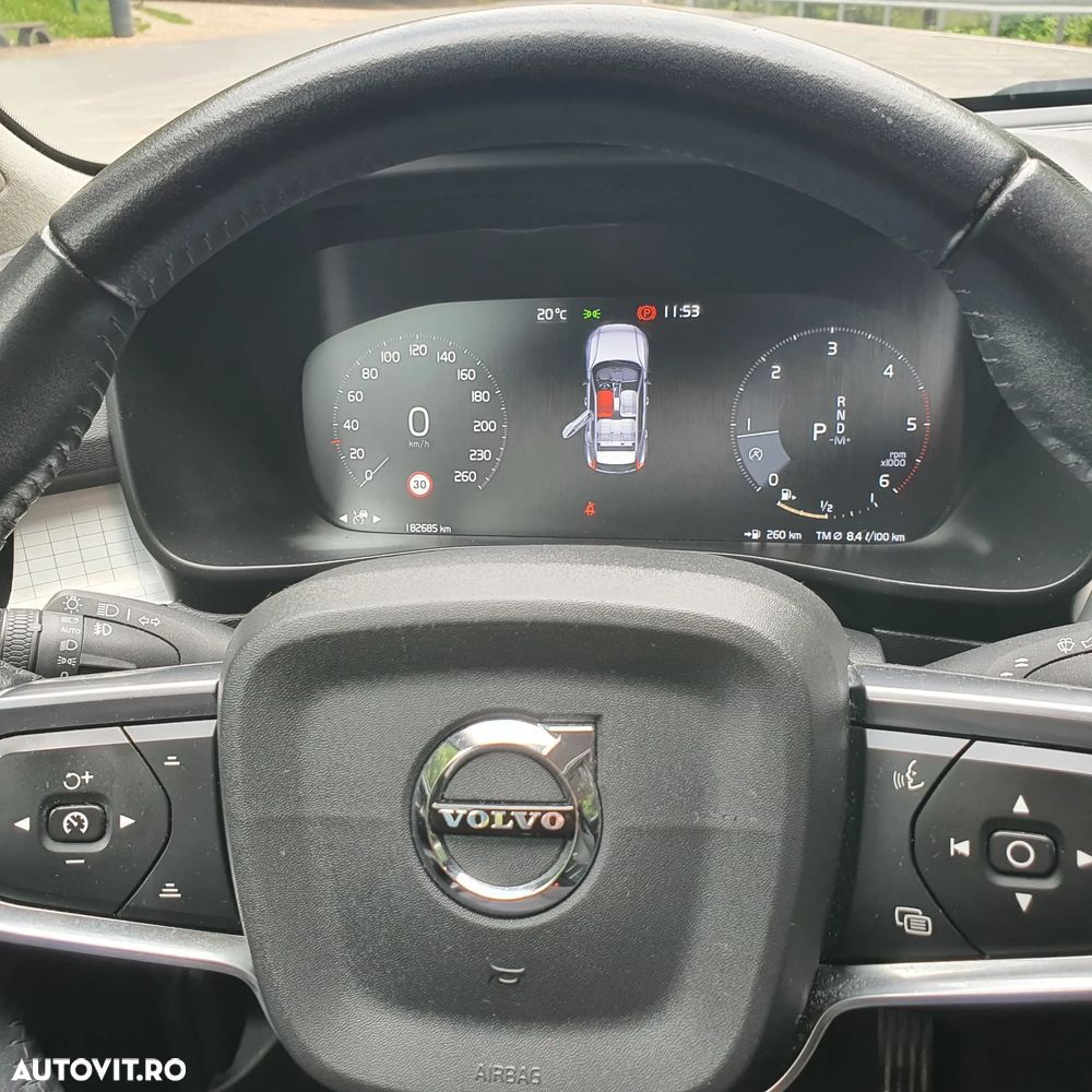 Volvo XC 40 D3 Geartronic R-Design - 16