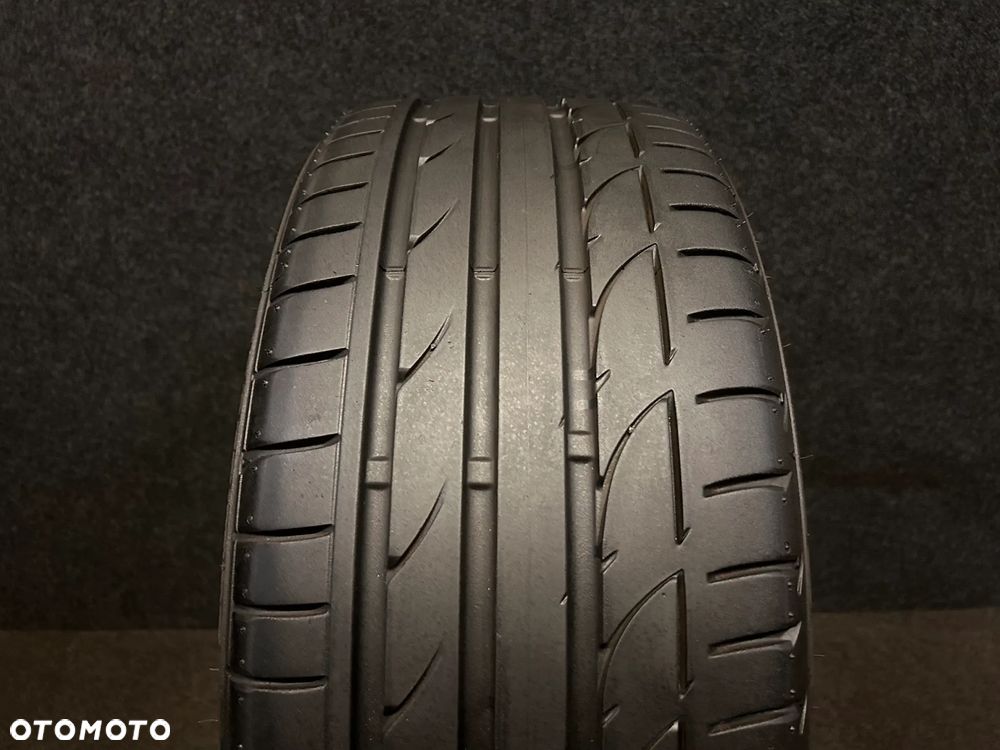 Bridgestone Potenza S001 215/40/17 87W XL 1szt. - 2