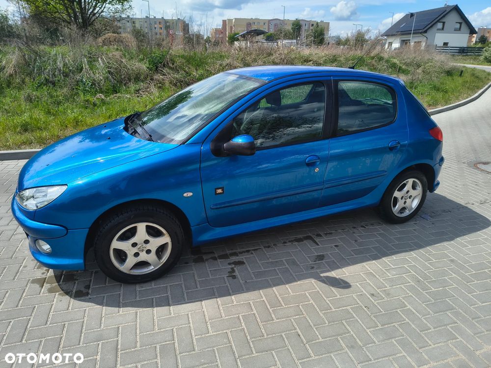 Peugeot 206 75 JBL - 2