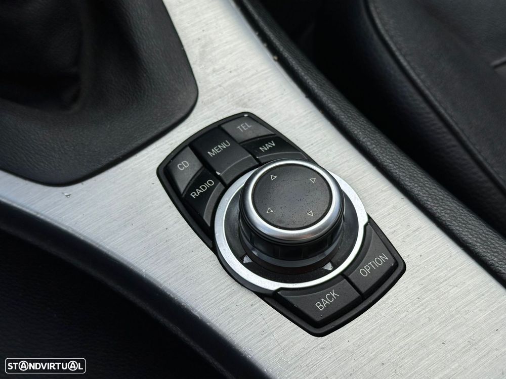 BMW 320 d Navigation - 23