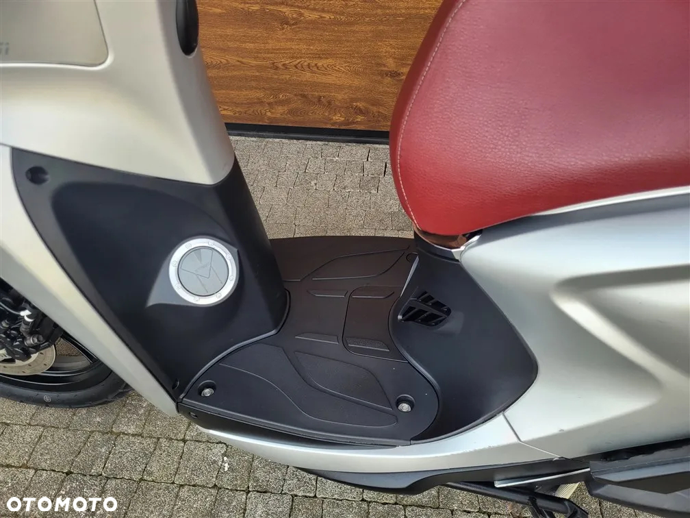 Kymco People - 13