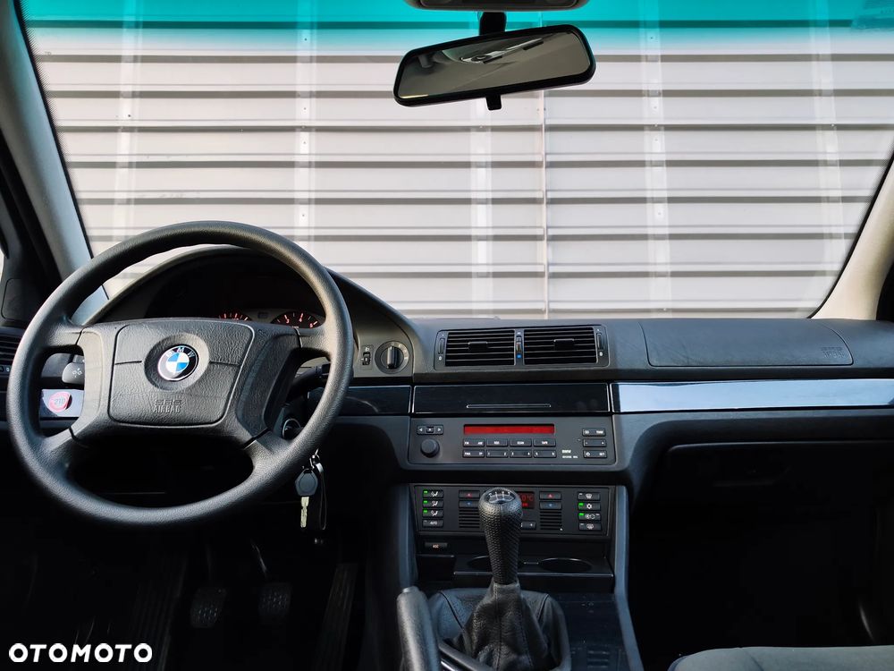 BMW Seria 5 - 24