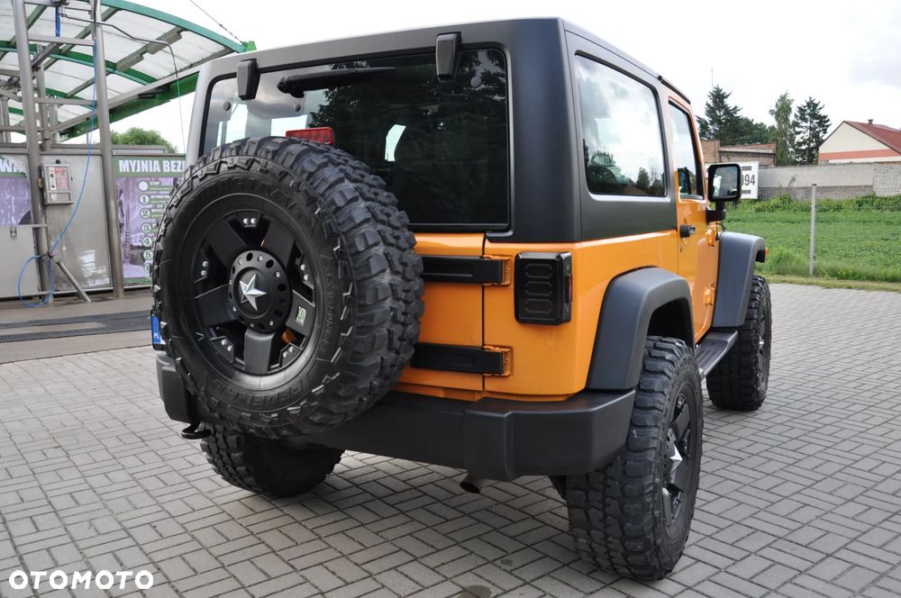 Jeep Wrangler - 9
